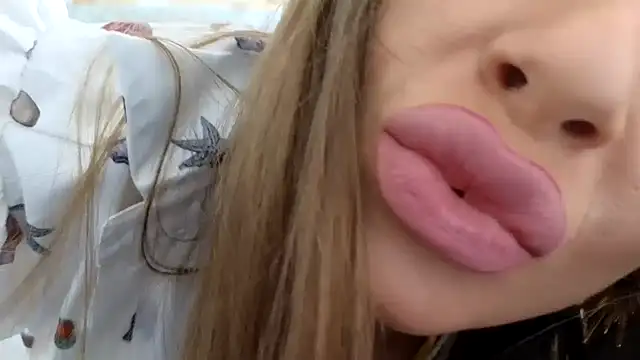 Blanca1 online show from October 2, 9:03 am