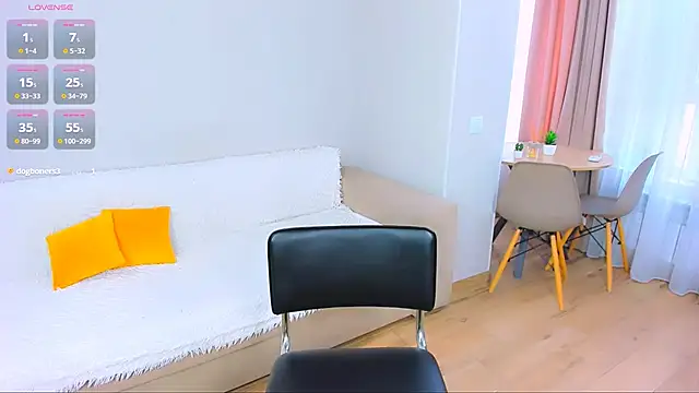 Feral  berry   online show from November 7, 8:20 am