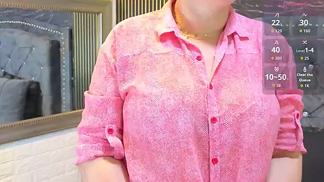 charlotte  G online show from April 18, 11:13 am