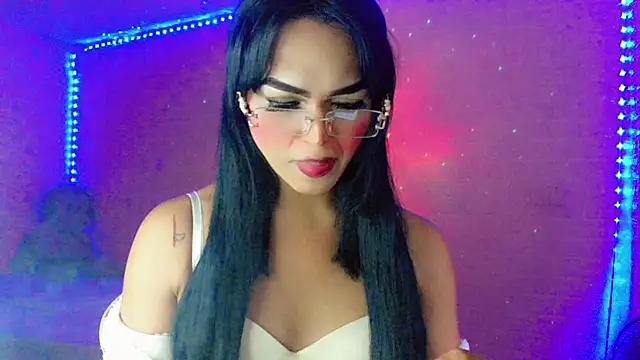Ms-Zoehans online show from July 16, 6:56 pm