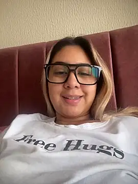 Miabonnett  online show from March 3, 12:11 pm