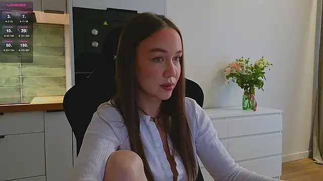 Emili1- online show from February 23, 11:09 am