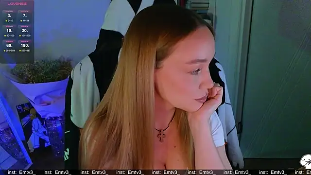 Emili1- online show from January 17, 1:40 pm