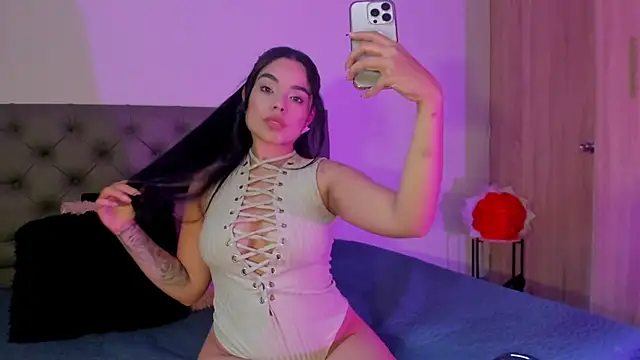 Deborah Colins online show from January 14, 10:15 pm