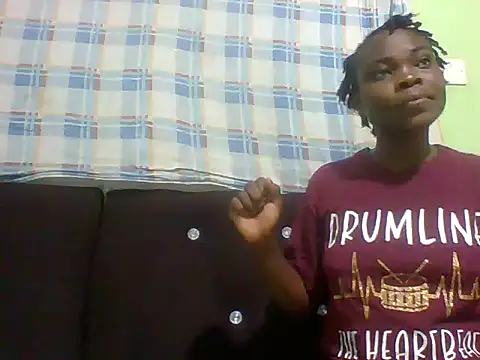 sexxyqueenn22 online show from October 7, 10:03 pm