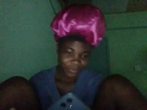 sexxyqueenn22 online show from October 16, 8:06 am