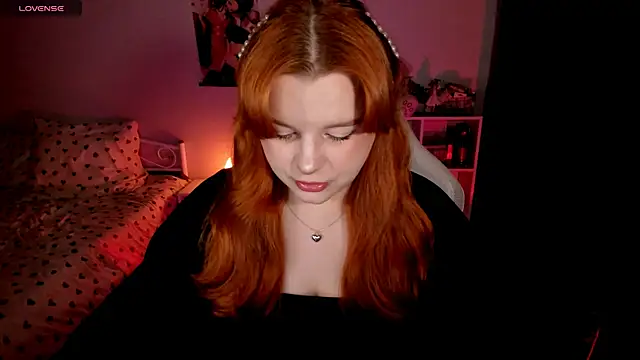 Snapshot of _Lisa_x chatting on October 19, 3:47 pm Lisa x online show from October 19, 3:47 pm