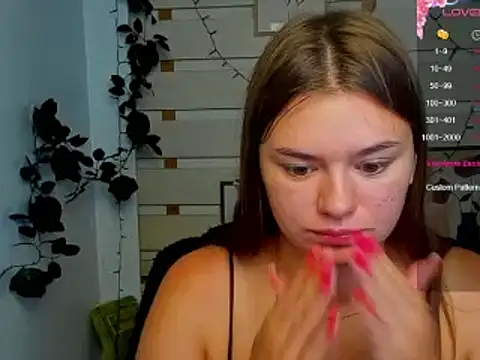Josephine Kiss online show from July 3, 10:43 am