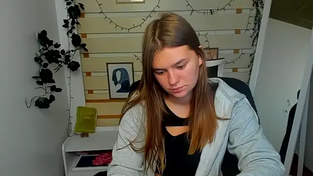 Josephine Kiss online show from July 10, 3:23 pm