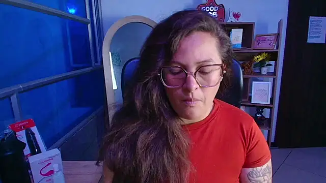 SaraThomso online show from November 19, 3:28 am