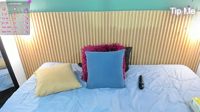  anavictoria  online show from November 12, 6:39 pm