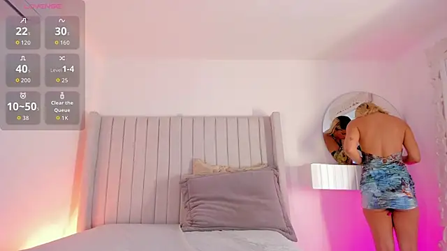 Shelynna azzul online show from April 13, 9:15 pm