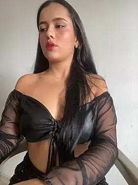 AbbyMillerrr online show from July 18, 7:27 pm