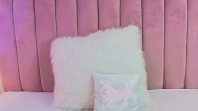 KimberlyCutee online show from July 21, 7:36 pm