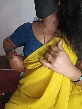 louise92 online show from May 20, 6:05 pm