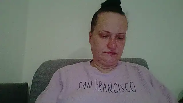  squirty cum lady  online show from October 8, 3:55 am