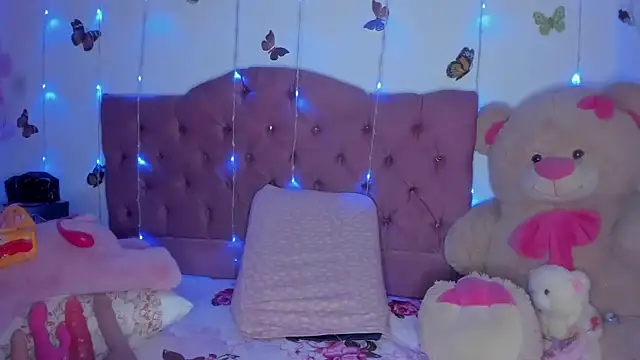 Dana Jeins online show from April 13, 2:29 pm