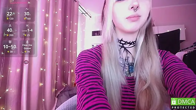 JustMeowGirl online show from June 27, 6:03 am