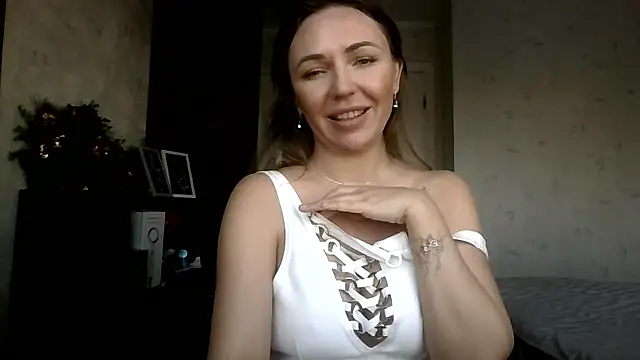 AngelinaLove28 online show from January 12, 8:41 am