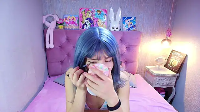 charlottemoonxz online show from March 10, 7:18 pm