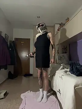 Kamaleonix online show from December 13, 11:10 pm