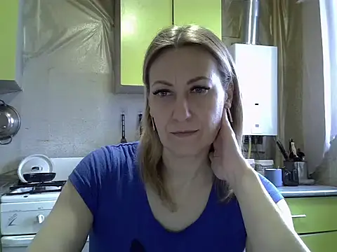 AshleyXHoney online show from January 12, 7:02 am