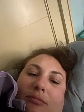 MilfyMrsRobinson online show from January 14, 5:07 pm