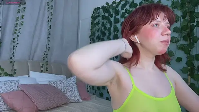 Love is Lola online show from April 16, 12:33 am