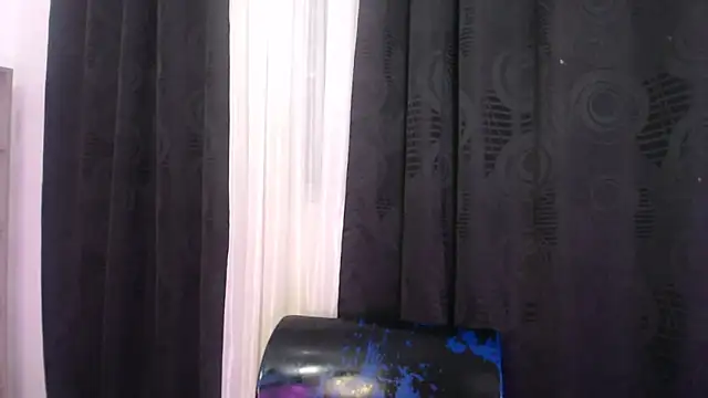 Abril Squirt online show from September 15, 5:49 am