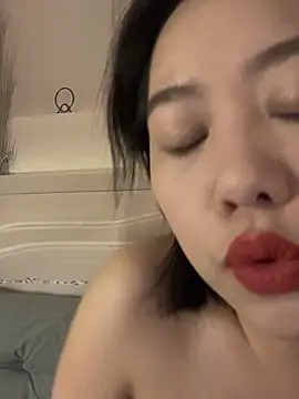 Eliza-E online show from February 2, 11:37 pm