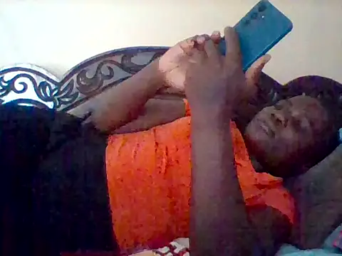 missarpie online show from October 16, 7:22 am