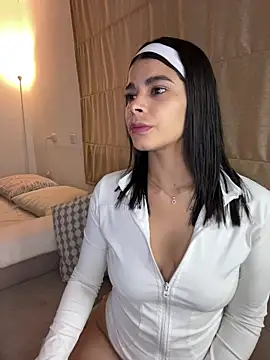 Leah Honey26 online show from March 10, 11:09 pm