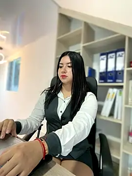 VAL PRINCESS online show from December 3, 12:07 pm