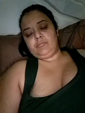 sarahhh1987 online show from November 27, 6:33 pm