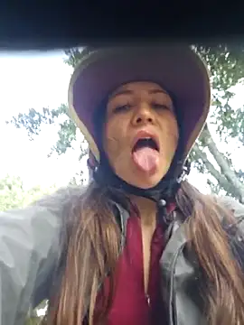 mmm-Virginia online show from December 3, 6:54 pm