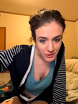 rileyyb  online show from February 13, 5:53 am