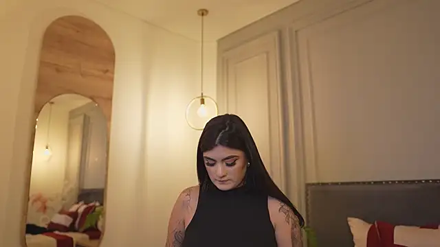 IrisBaker online show from February 16, 10:20 pm