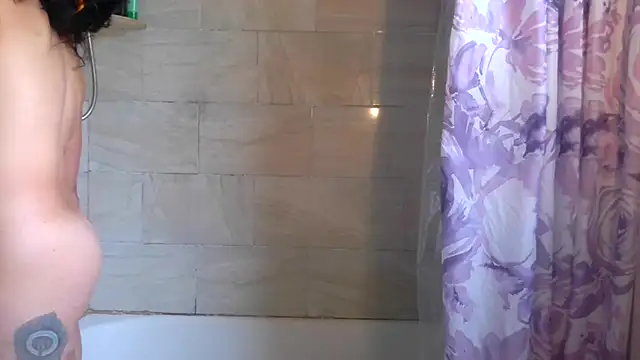 Yumiepussyy online show from June 5, 8:37 pm