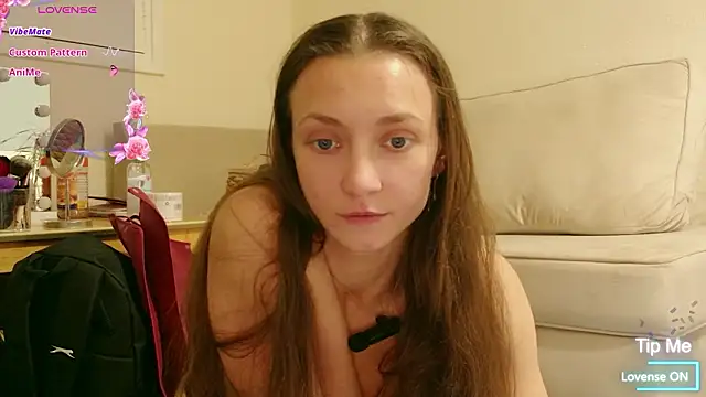 Milky flexy cat online show from February 1, 4:06 pm