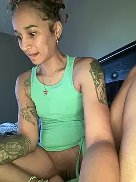 Shuggabutt online show from February 6, 3:59 pm