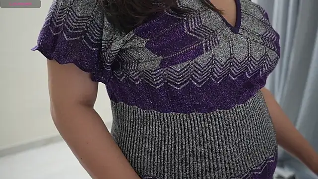 Snapshot of only_aleesha chatting on October 2, 7:52 pm only aleesha online show from October 2, 7:52 pm