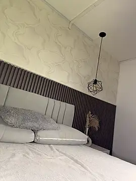 SOPHICARTERS online show from January 16, 1:07 pm