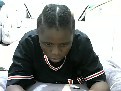 hottgirlval online show from April 14, 7:58 pm