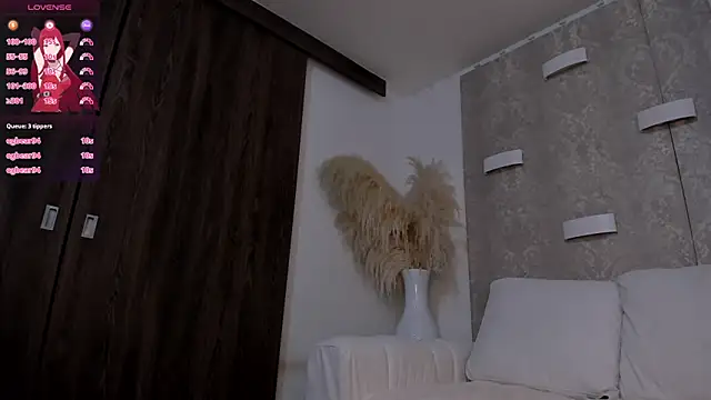 Abby Yons online show from November 10, 10:38 pm