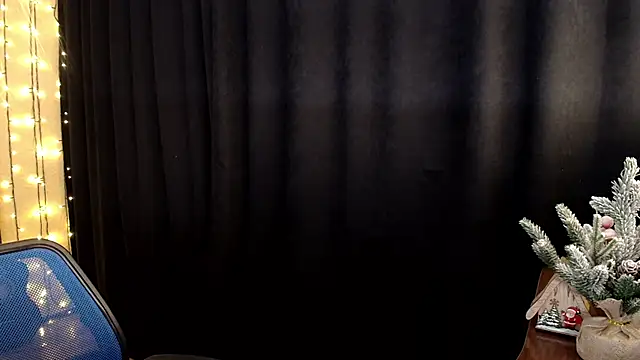 SindiWatsoon online show from December 17, 3:49 pm