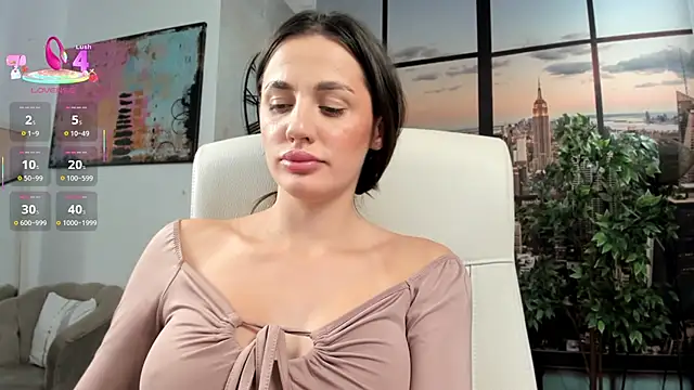 Jelisse Jones online show from October 19, 12:40 pm