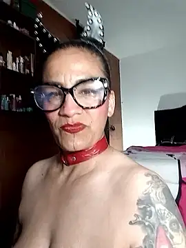 Taylor-hardcore online show from April 15, 1:06 am