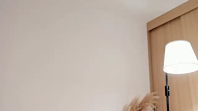 EmmaCollemann online show from March 14, 12:44 am