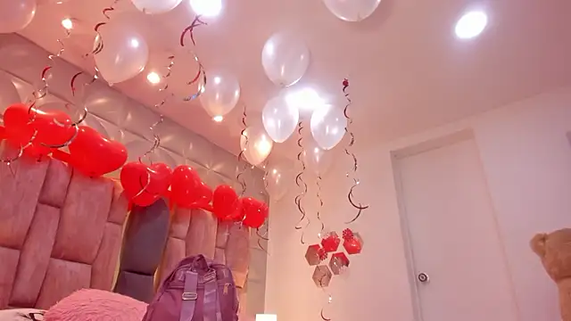 Charlotte Ice1 online show from February 20, 3:57 pm