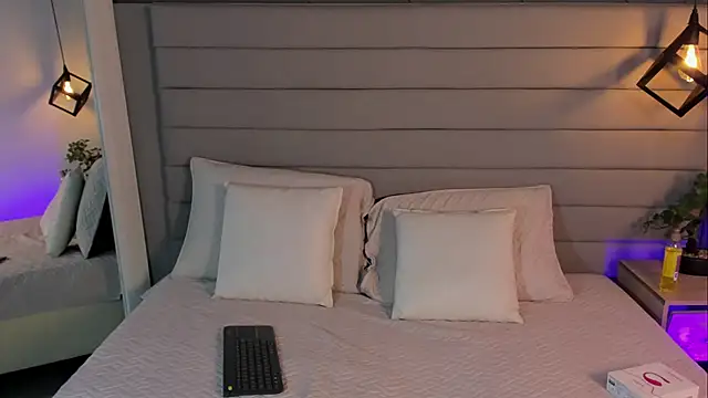 LadyLuminary online show from November 26, 7:59 pm